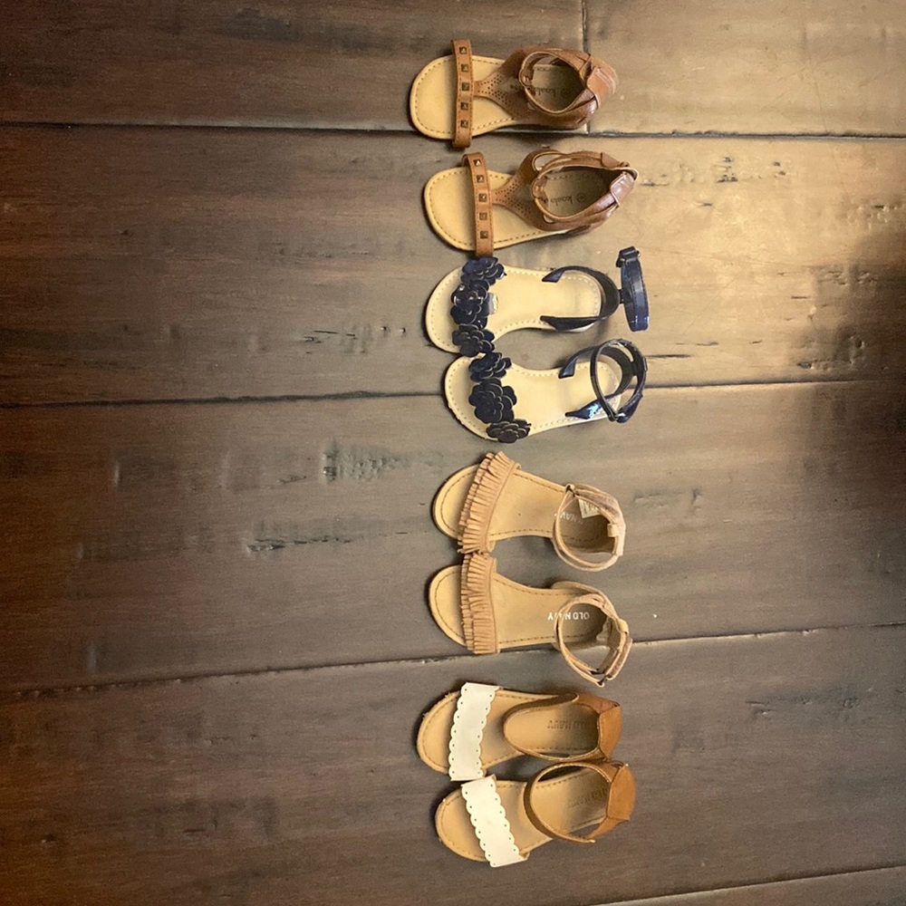 Little girl toddler size 6 summer sandals package deal